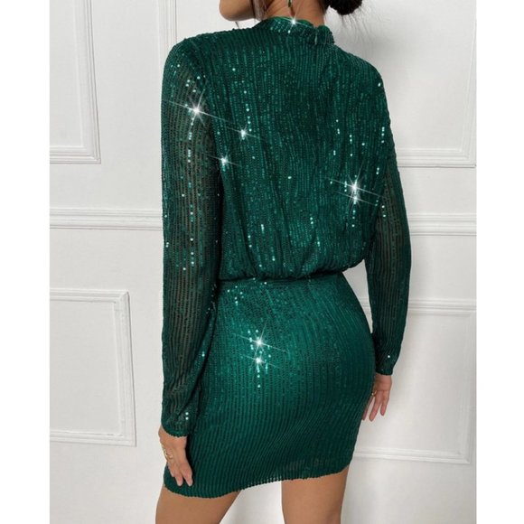 GOREGOUS Long Sleeved green Sequin Bodycon Mini Dress - Picture 5 of 6